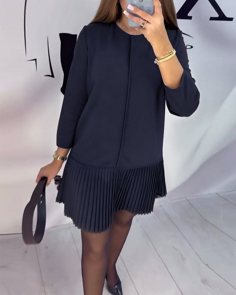 Jurk Met Driekwartmouwen En Accordeonplooien