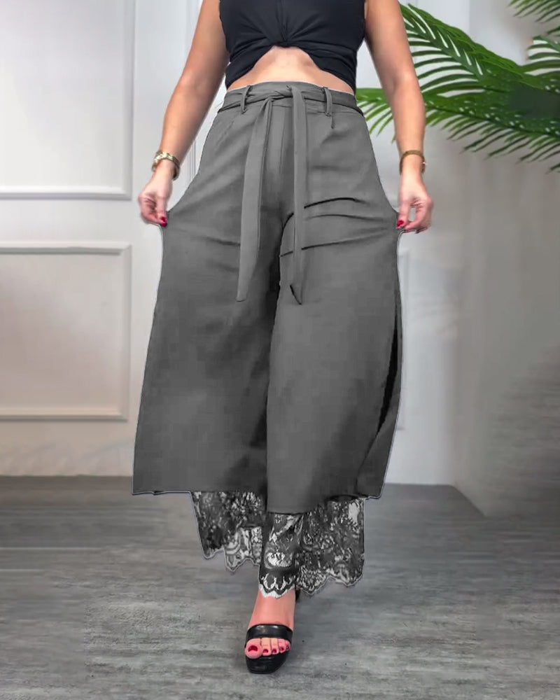 Broek Met Kantafwerking En Split