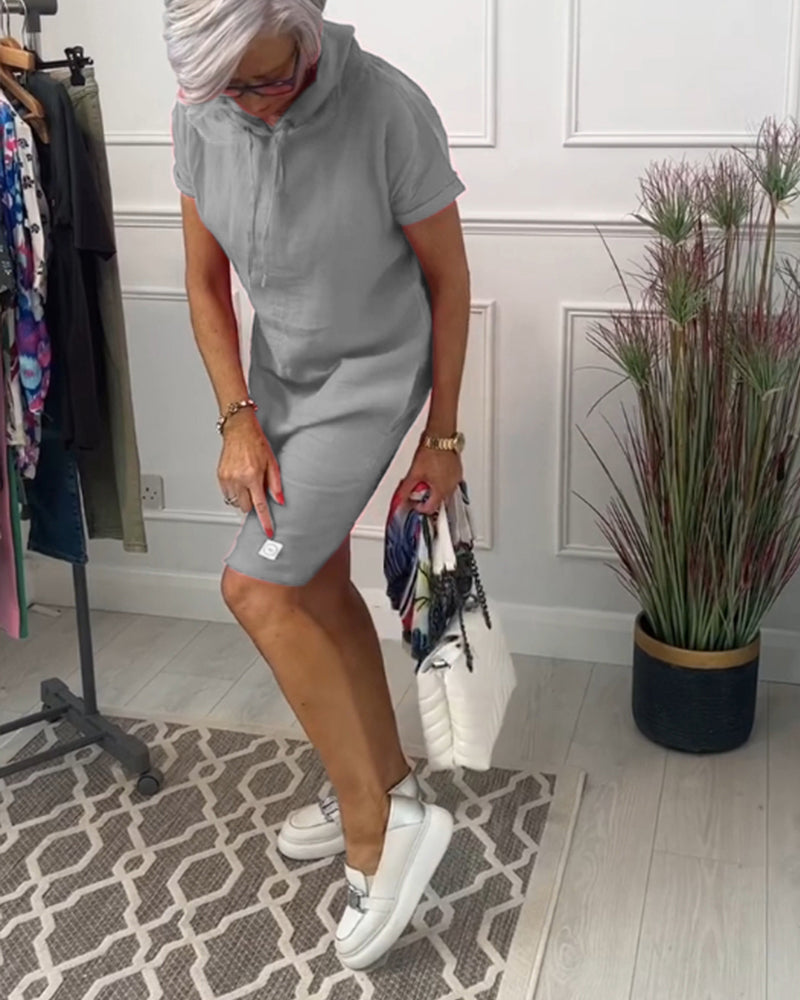 Casual jurk met korte mouwen en capuchon