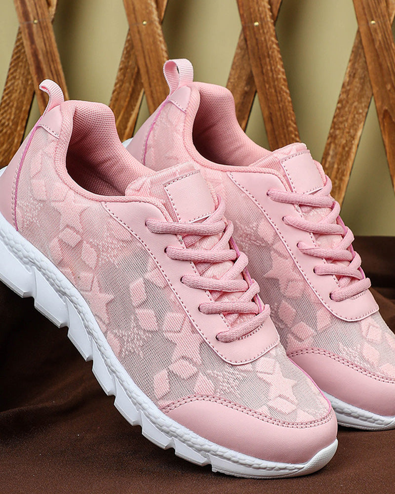 Eenvoudige effenkleurige ademende veterschoenen