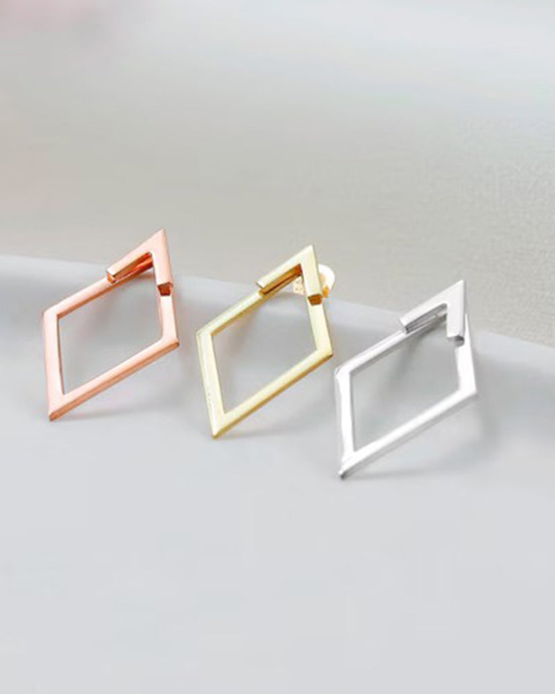 Eenvoudige diamantvormige elegante oorbellen