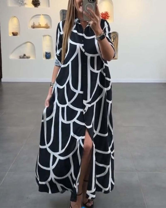 Jurk met lange split en revers met contrasterende print