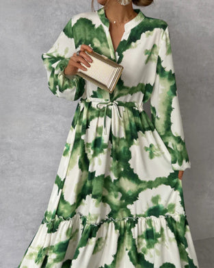 Elegante tie-dye patchwork jurk met trekkoord en ballonmouwen