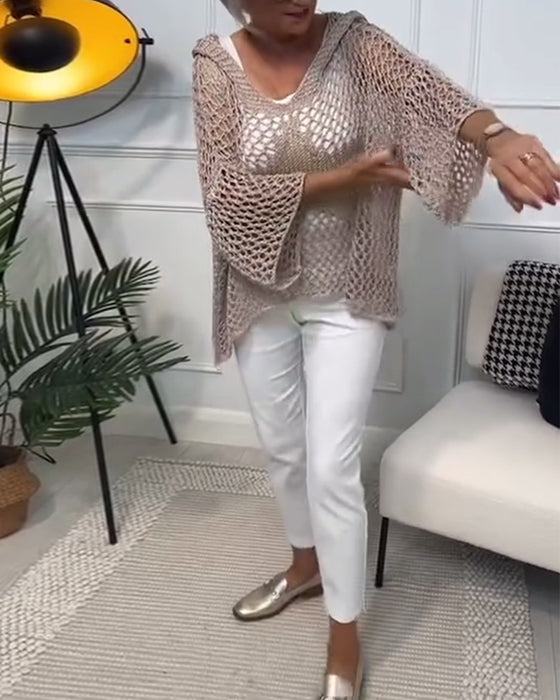 Effen trui met capuchon en uitgesneden sterren