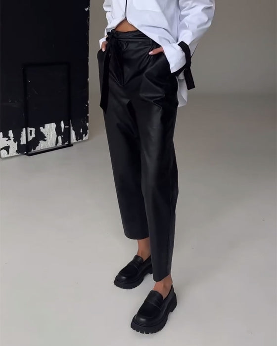 Slanke slim-fit leren broek