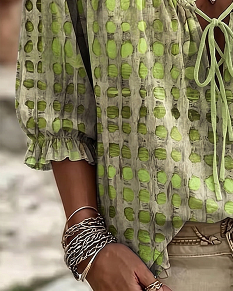 Blouse Stippenpatroon Met Vetersluiting