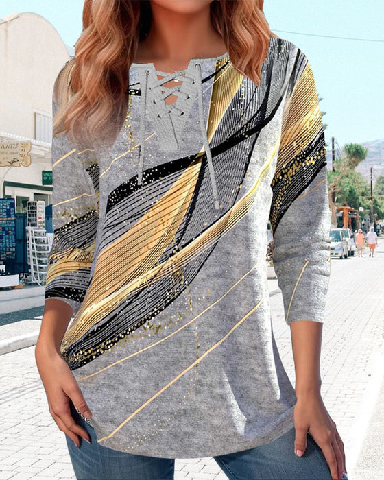 Creatieve gestreepte top met print