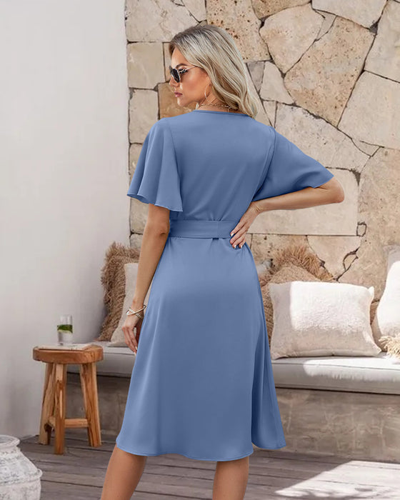 V-hals hals taille klok mouw jurk