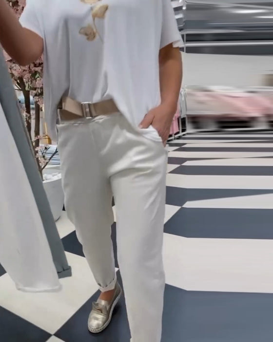 Broek in eenvoudige kleuren en casual stijl