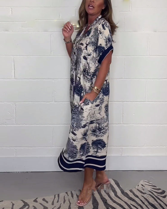 Jurk met zak en V-hals met dierenprint