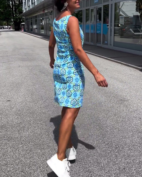 Mouwloze slim-fit jurk met print