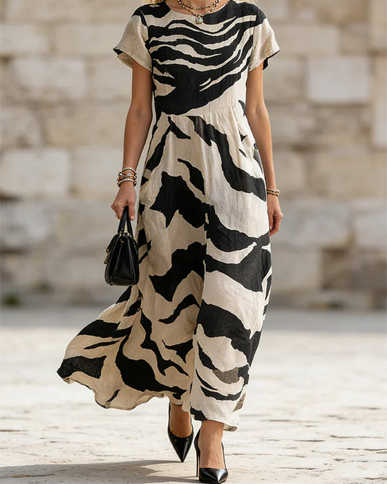 Jurk Zebraprint Ronde Hals Korte Mouw