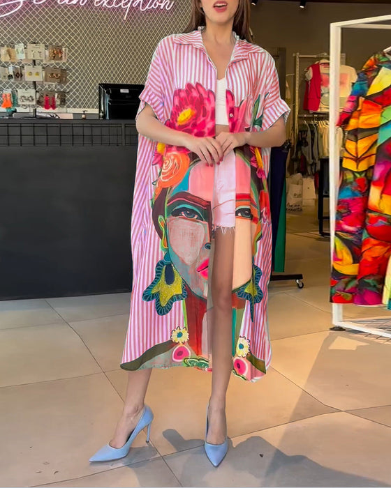 Verticale gestreepte blouse met reverssplit en karakterprint