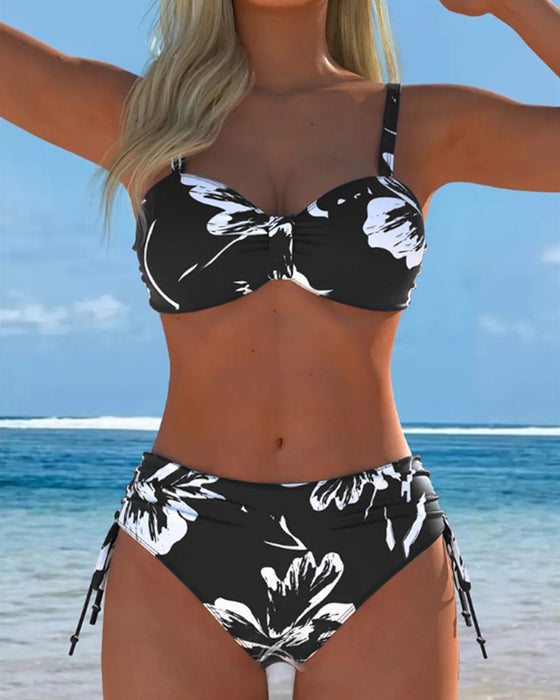 Tweedelige Halter-Bikini Met Bedrukt Patroon