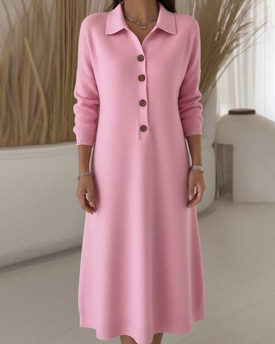 Modieuze Doorknoopjurk Met Reverskraag