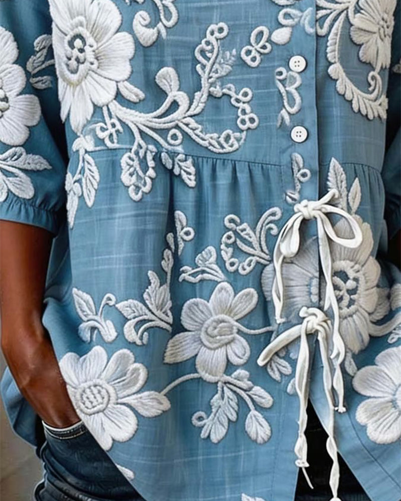 Blouse Met Bloemenprint Vetersluiting En Halve Knoopsluiting