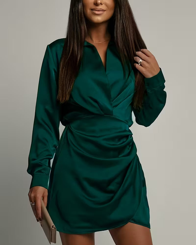 Stijlvolle Jurk Met V-Hals En Geplooid