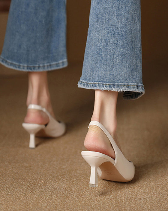 Hoge hakken met puntige neus in effen kleur