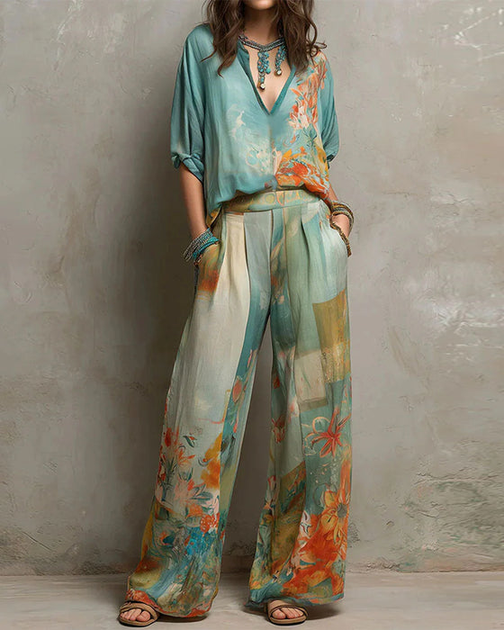 Set V-Hals Bloemige Blouse + Rechte Pijp Broek