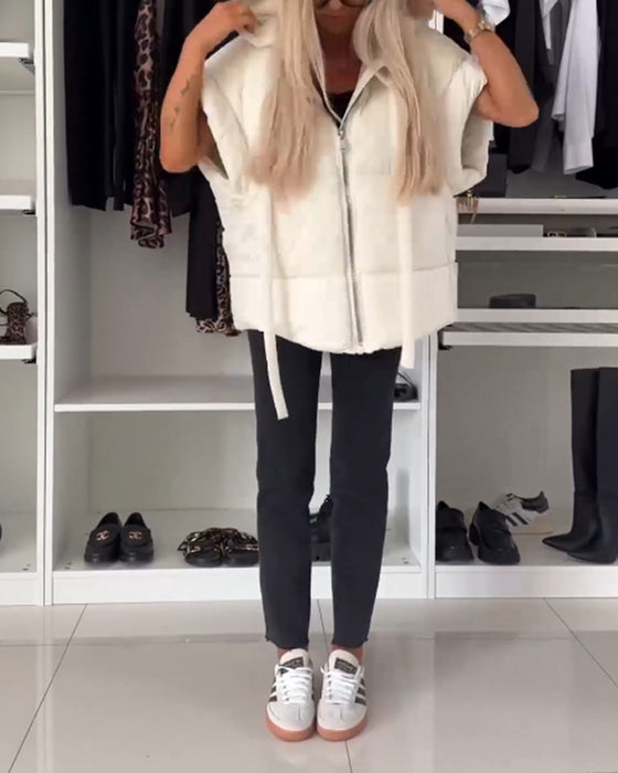 Gewatteerde jassen met capuchon, effen kleur, korte mouwen en rits