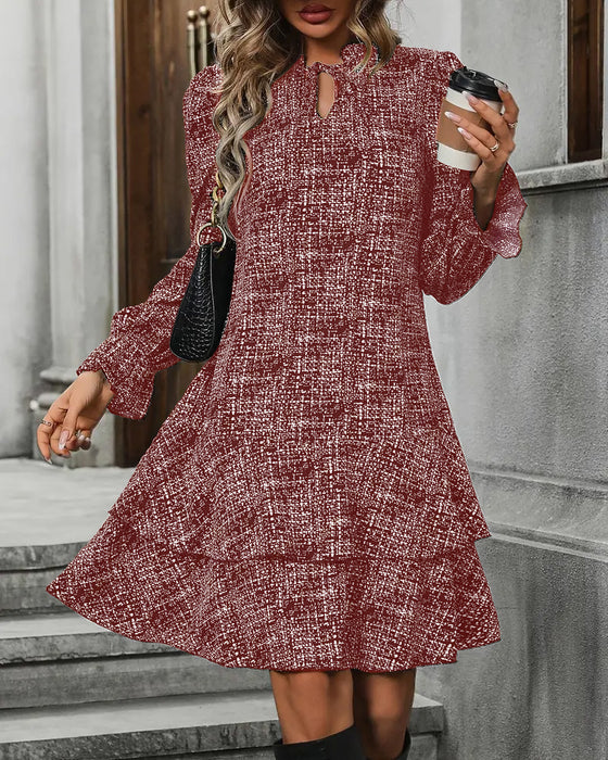 Elegante Jurk Met Uitlopende Mouwen En Strepen