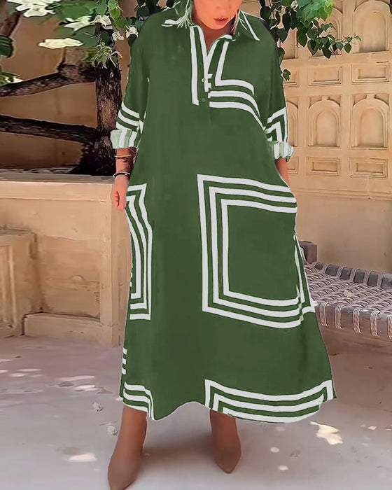 Rechthoekige vrijetijdsjurk met revers en print