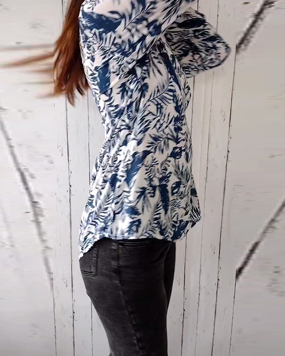 Casual blouse met bladerprint, V-hals en knoopsluiting met negenkwartmouwen