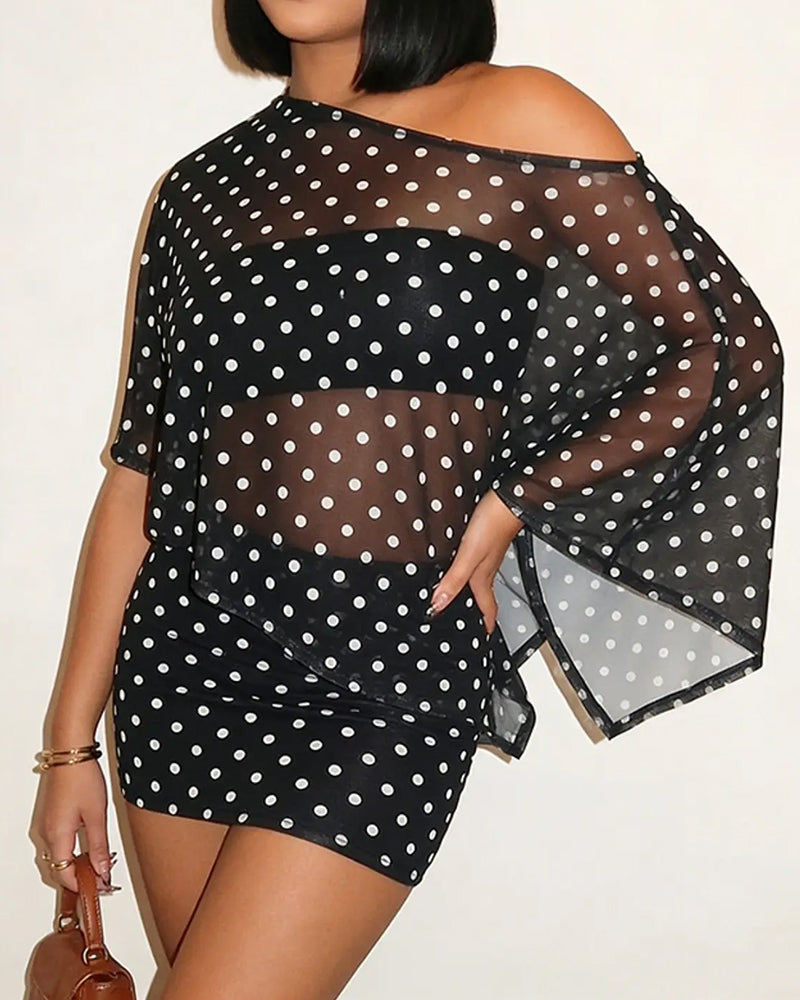 Set Met Sjaal-Stijl Top En Strakke Rok