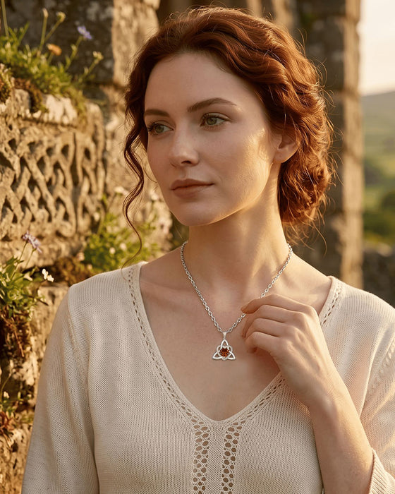 Geboortesteen Keltische Drie-eenheid Knoop Hart Ketting ✨ Hartvormige Keltische Drie-eenheid Knoop Geboortesteen Hanger