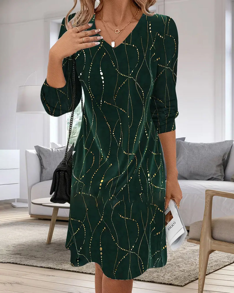 Jurk Met V-Hals En Lijnprint