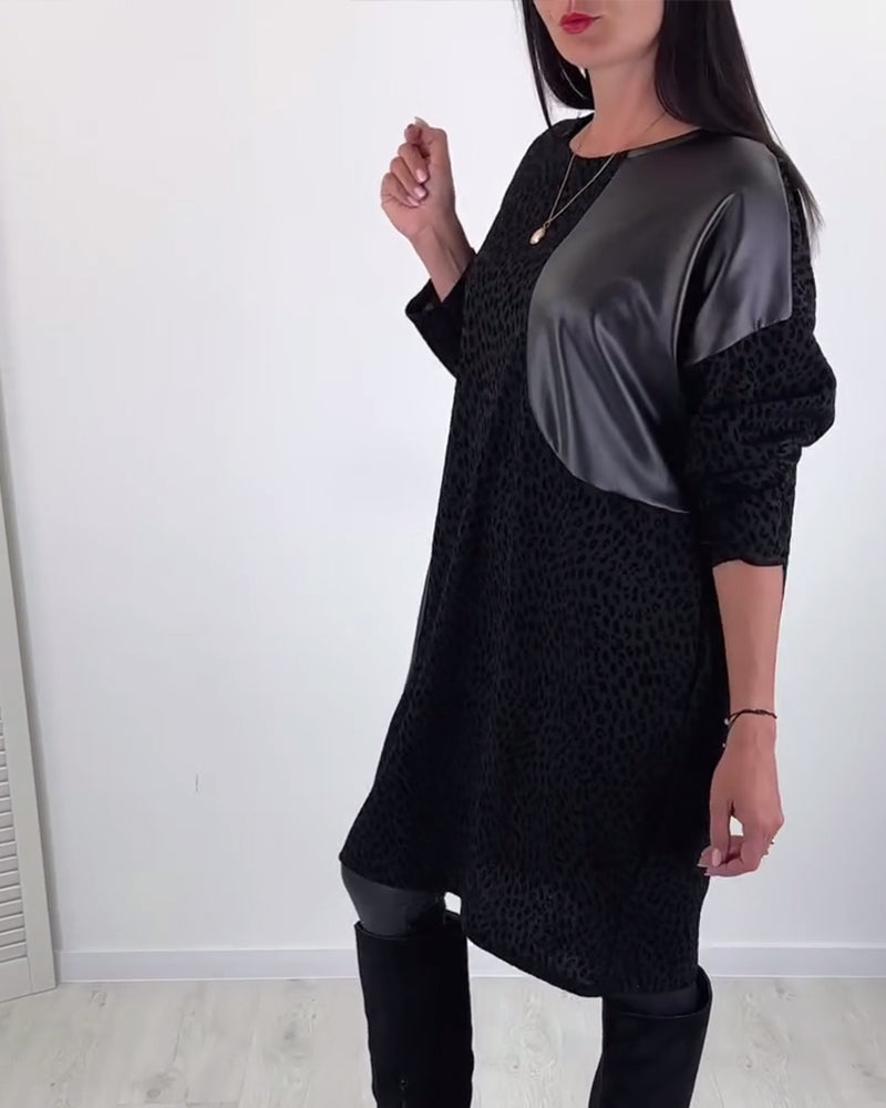 Elegante jurk met ronde hals en panelen