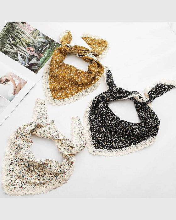 Kleine Driehoekige Bloemensjaal