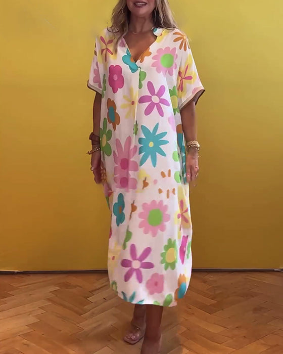 Wijde jurk met V-hals en bloemenprint