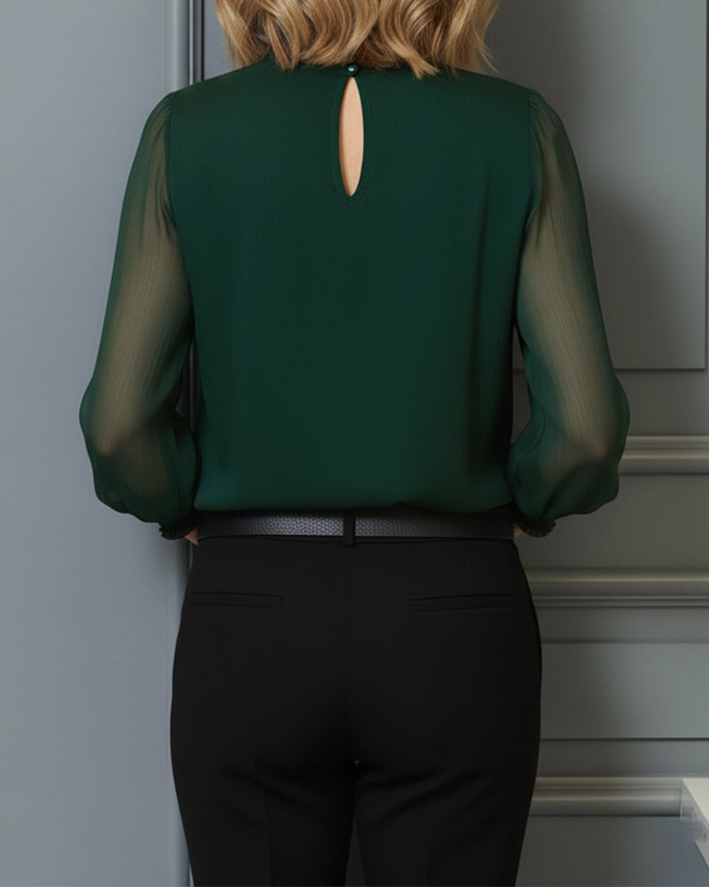 Een Veelzijdige Effen Blouse Met Lange Mouwen
