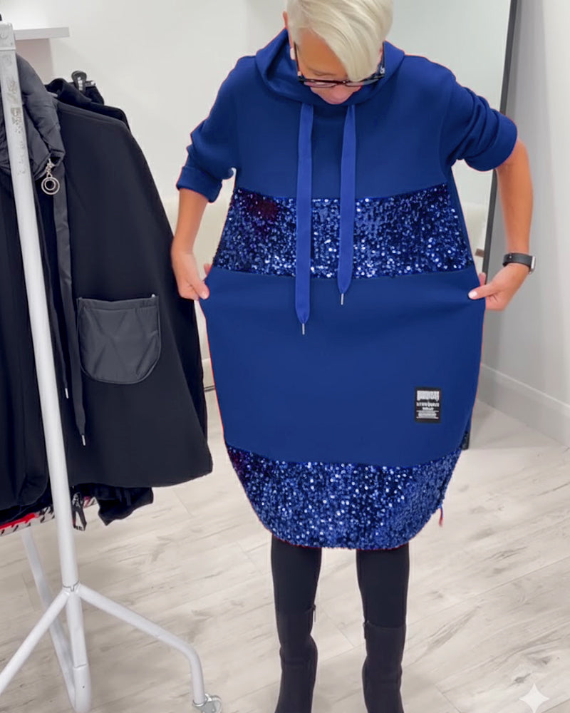 Jurk Met Capuchon En Modieus Patchwork