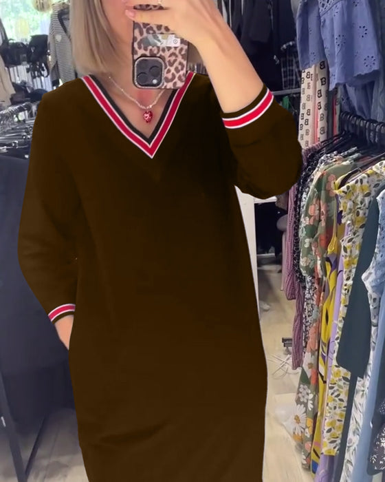 Jurk met V-hals en zakken