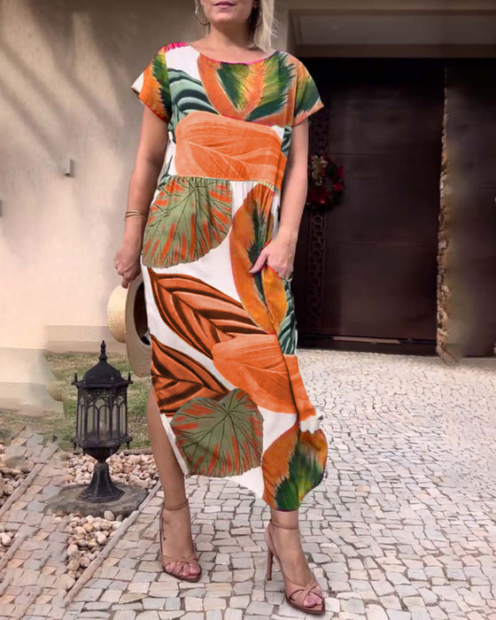 Jurk met split en korte mouwen met bladprint