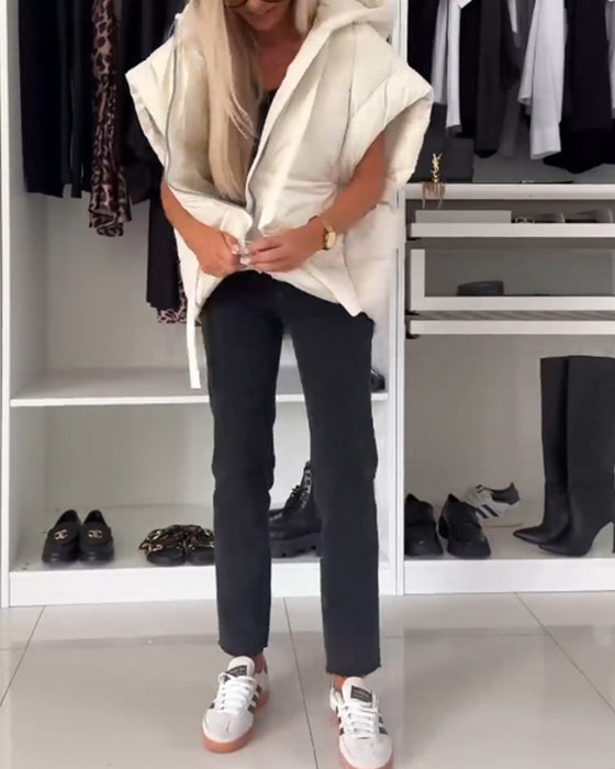 Gewatteerde jassen met capuchon, effen kleur, korte mouwen en rits