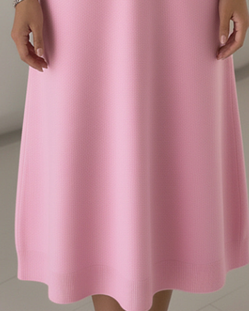 Modieuze Doorknoopjurk Met Reverskraag