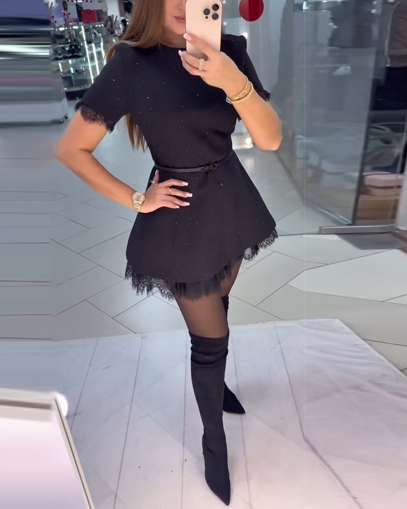 Glinsterende Kantjurk Met Korte Mouwen En A-Lijn