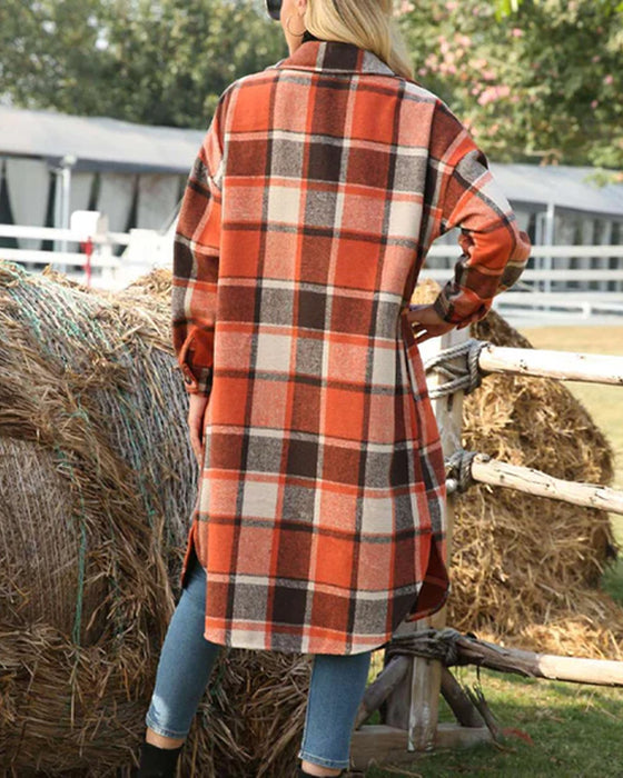 Geruite jas met reversknopen