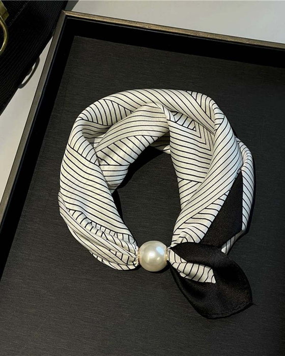 Moeiteloze glamour: Parelsjaal met kliksluiting 🧣