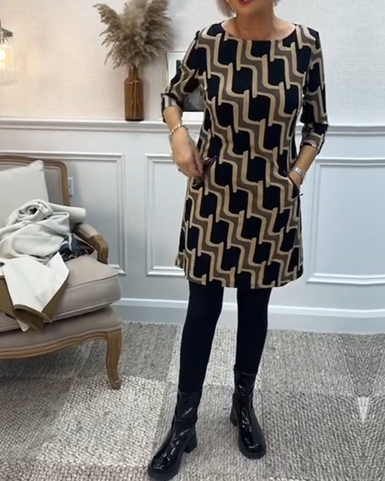 Slim-fit jurk met ronde hals en print
