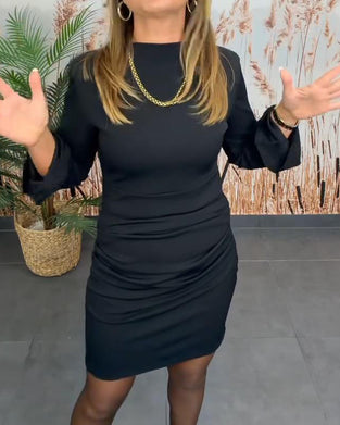 Bodycon Jurk Met Wijd Uitlopende Mouwen En Lange Mouwen