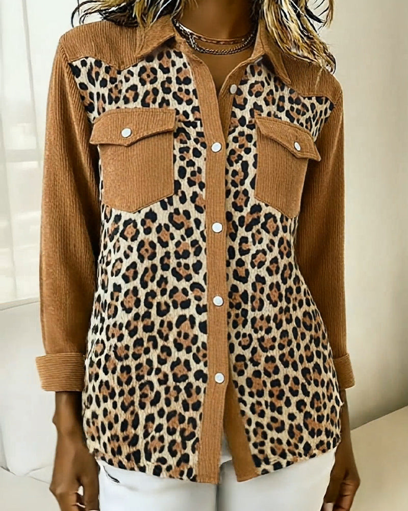 Langmouwig Shirt Met Leopardprint En Patchworkdetails