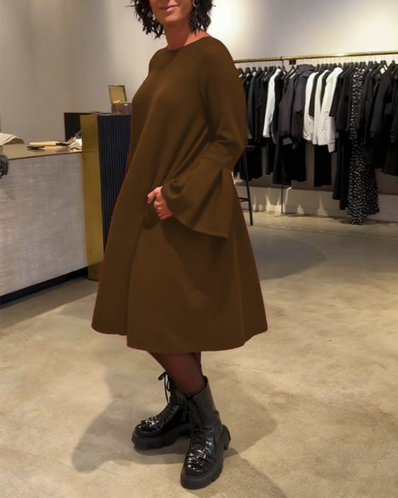 Jurk Effen Wijd Uitlopende Mouw Gerimpeld