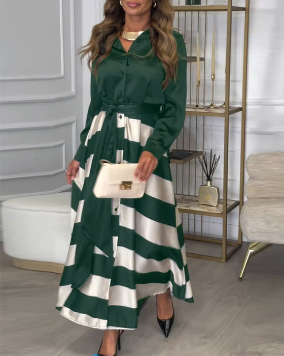 Elegante gestreepte bedrukte jurk met revers en band