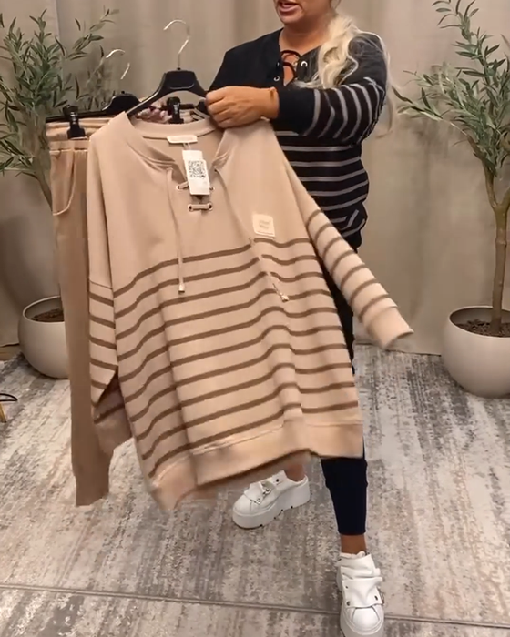 Tweedelig Set Met Casual Gestreepte Sportbroek Tot De Enkel