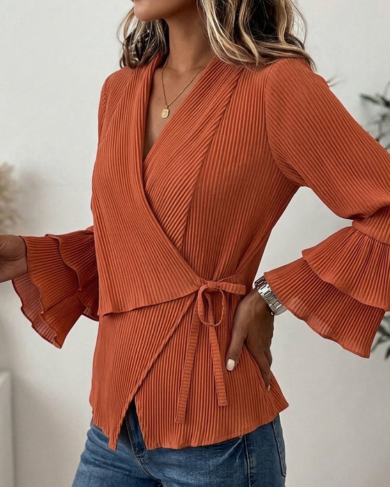 Blouse Wijde Uitlopende Mouwen Vetersluiting