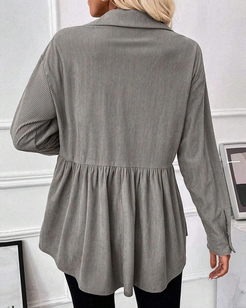 Top Met Zak Detail, Corduroystof En Knopontwerp